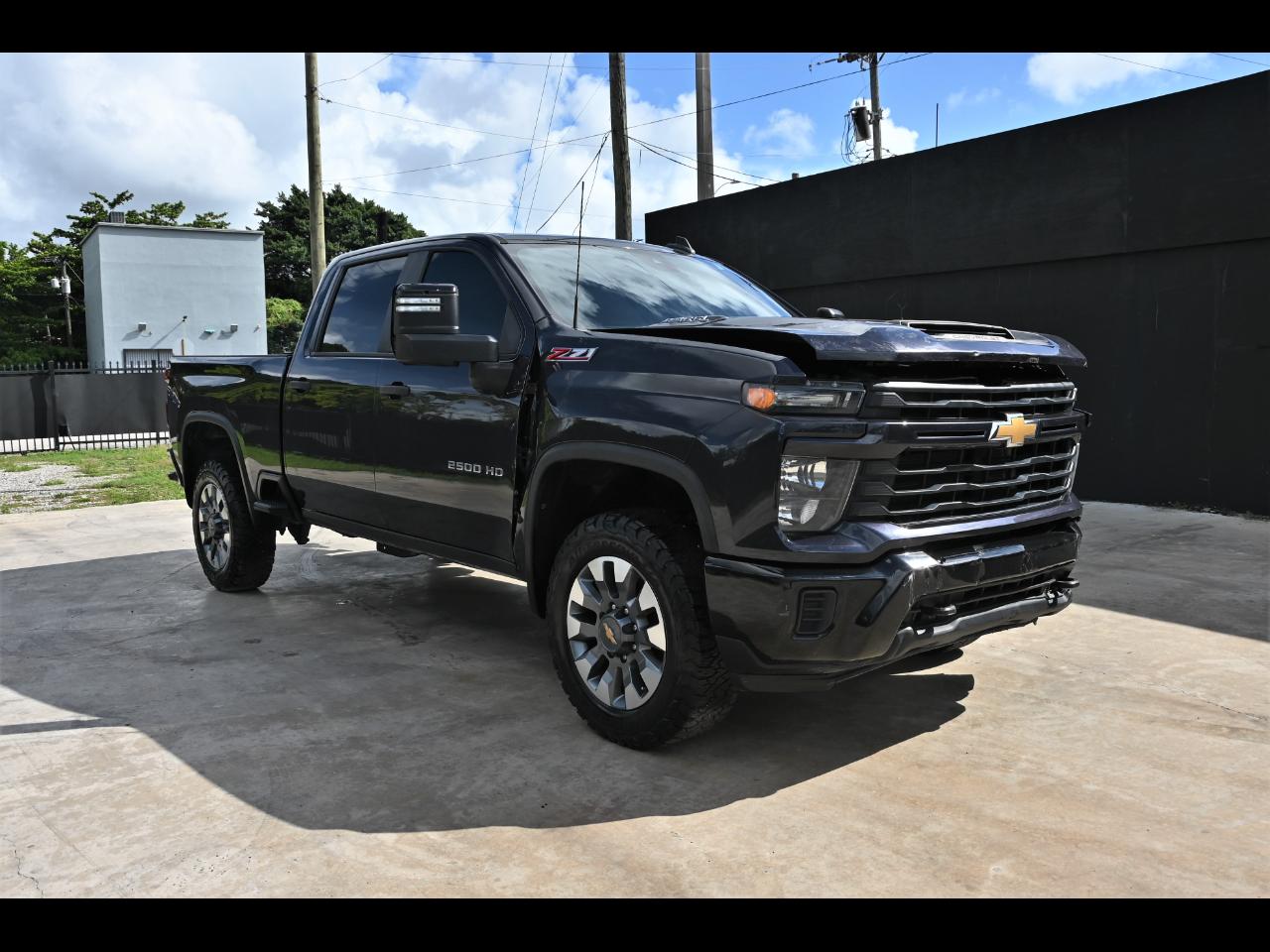 2024 Chevrolet Silverado 2500HD Custom Pickup 4D 6 1/2 ft