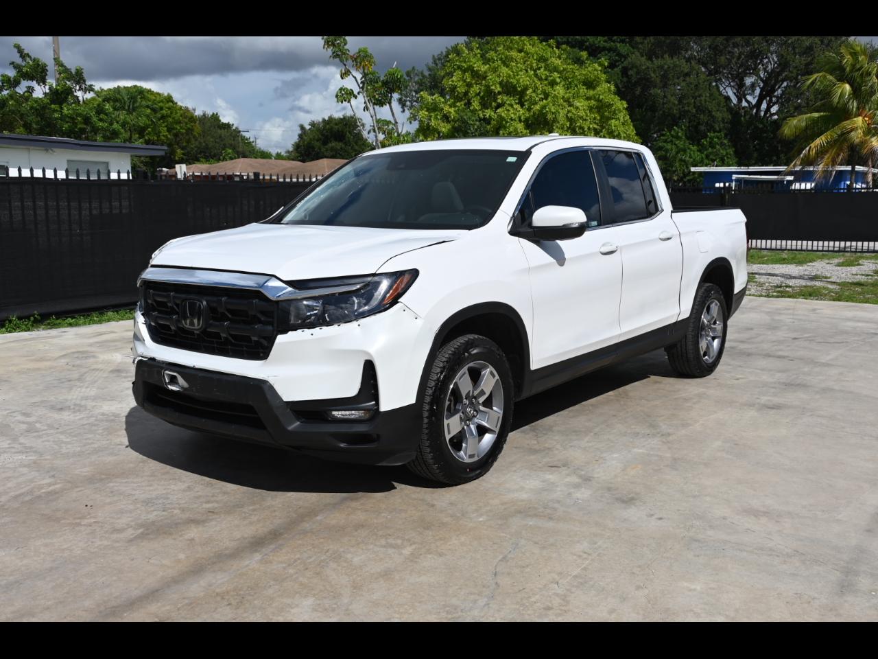 2025 Honda Ridgeline RTL Pickup 4D 5 ft