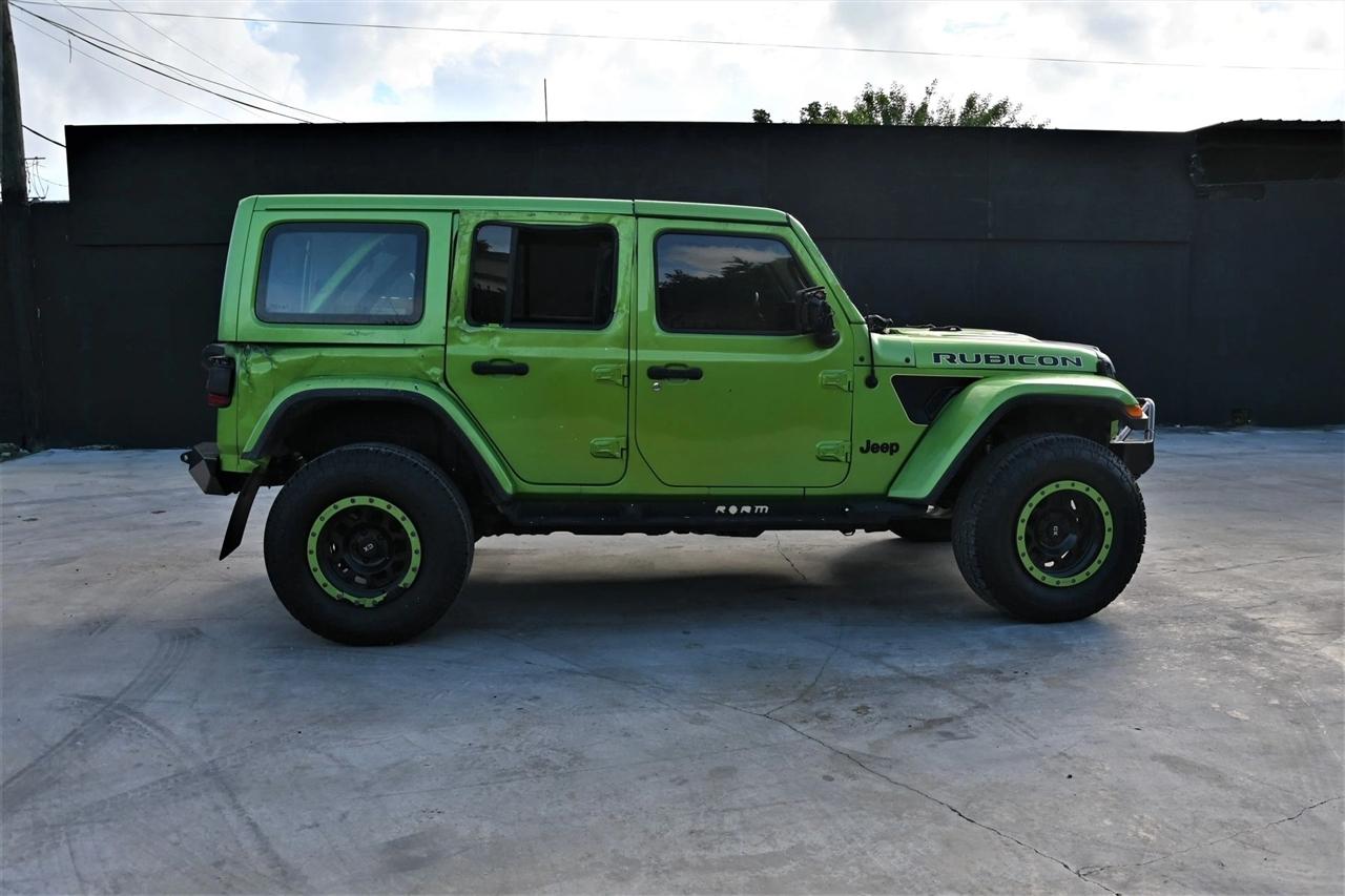 Jeep Wrangler photo 6