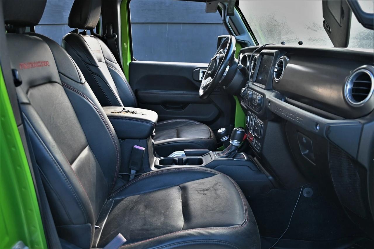 Jeep Wrangler photo 13
