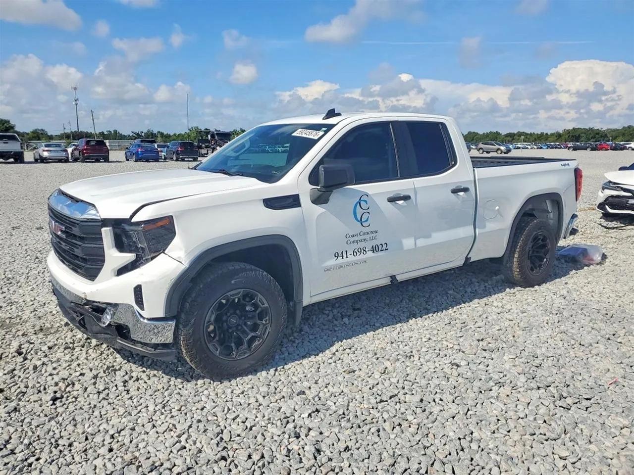 2024 GMC Sierra 1500 Pro Pickup 4D 6 1/2 ft