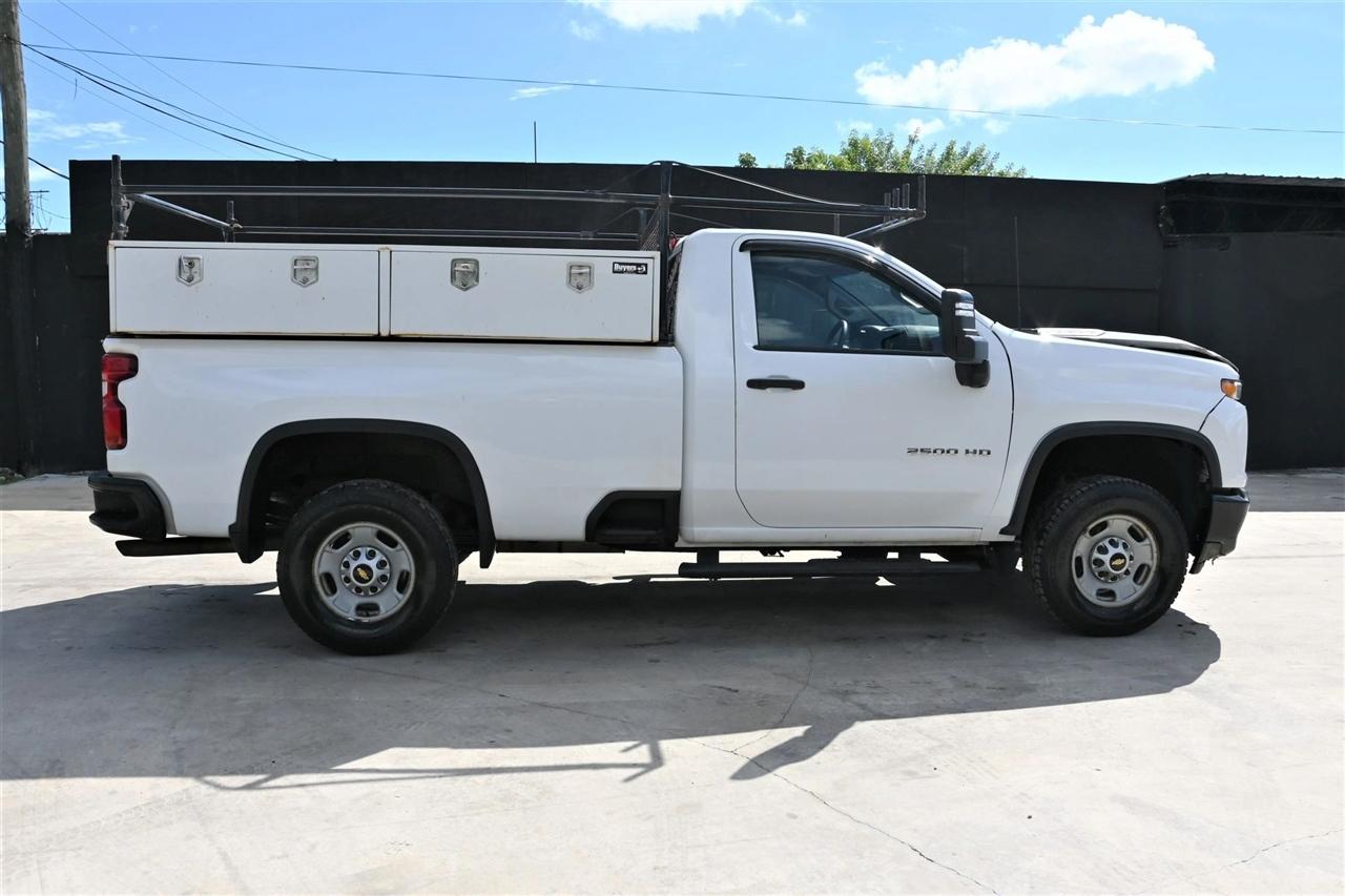 Chevrolet Silverado photo 6
