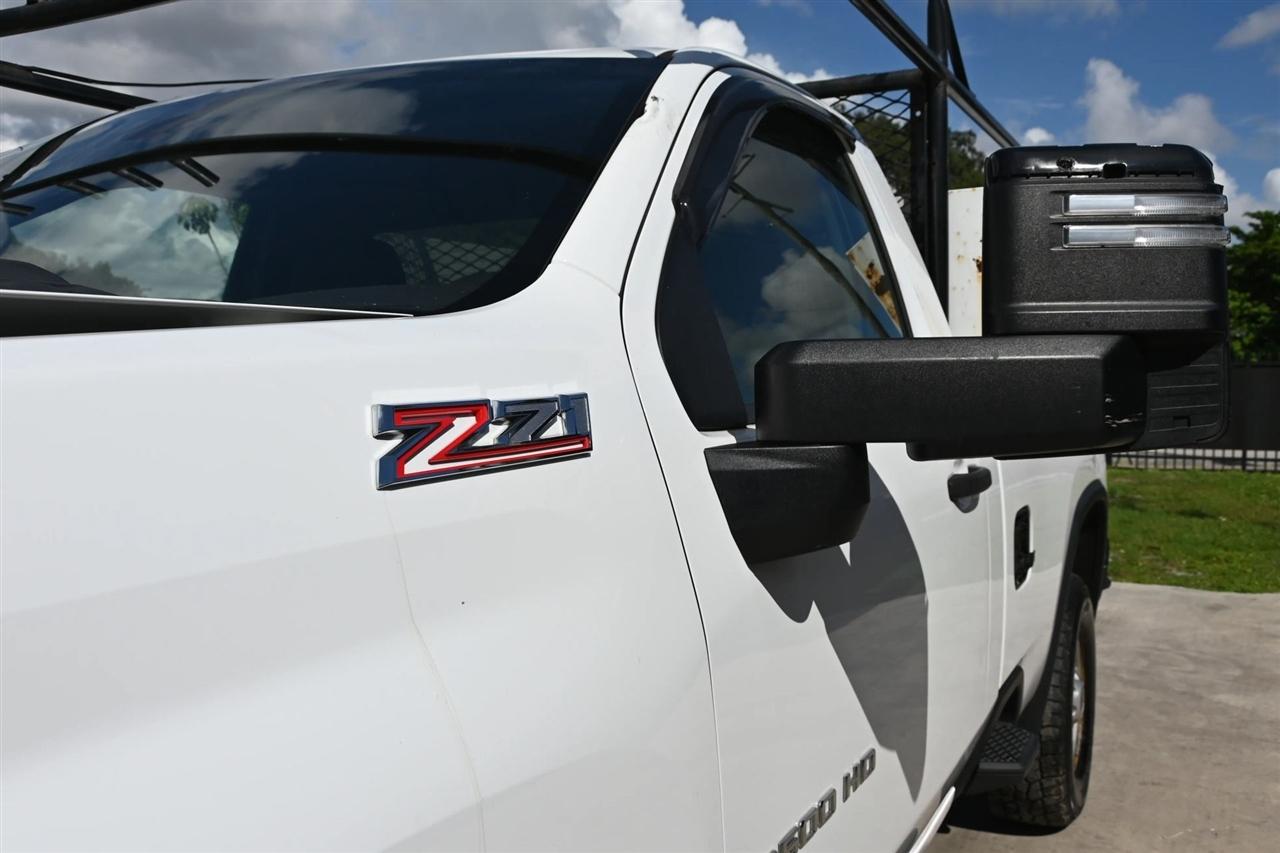 Chevrolet Silverado photo 8