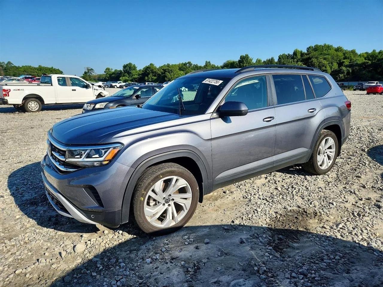 2022 Volkswagen Atlas SE w/Tech Pkg Sport Utility 4D