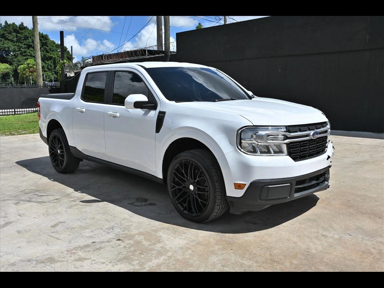 2023 Ford Maverick Lariat Pickup 4D 4 1/2 ft