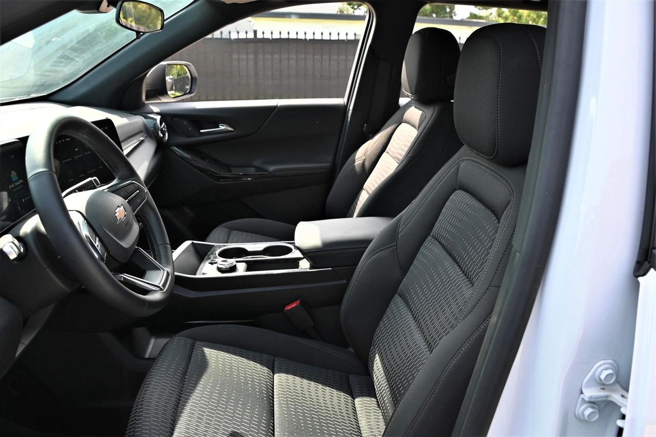 Chevrolet Equinox photo 14