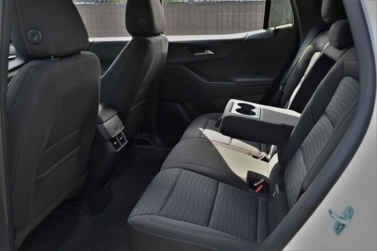 Chevrolet Equinox photo 18