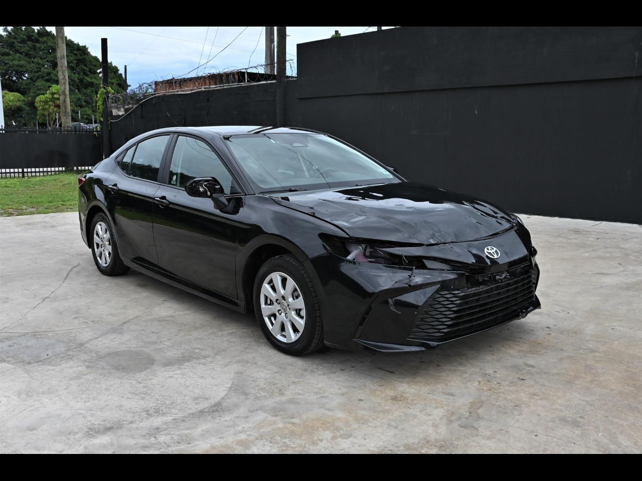 2026 Toyota Camry Hybrid LE Sedan 4D