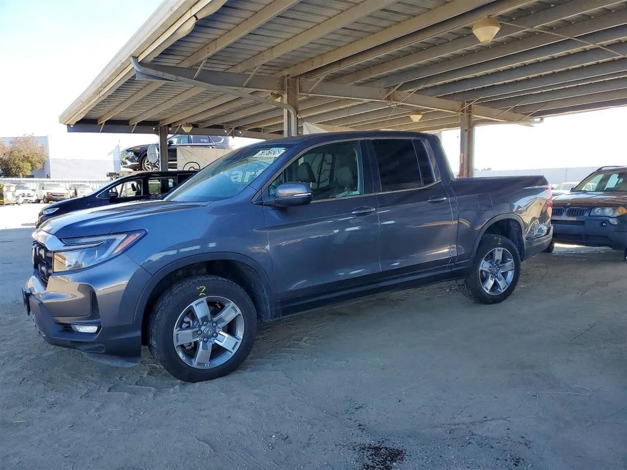 2025 Honda Ridgeline RTL Pickup 4D 5 ft