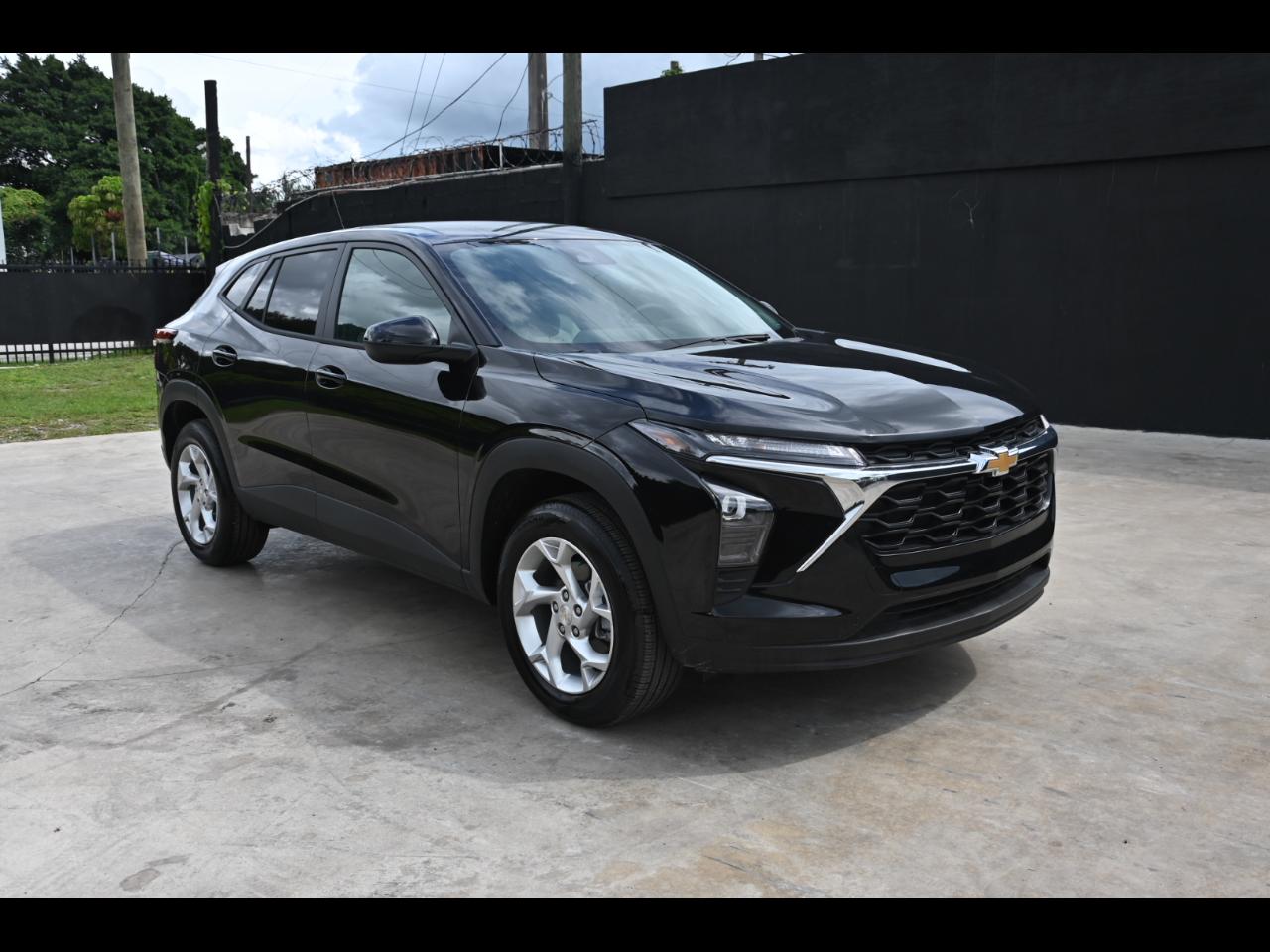 2026 Chevrolet Trax LS Sport Utility 4D