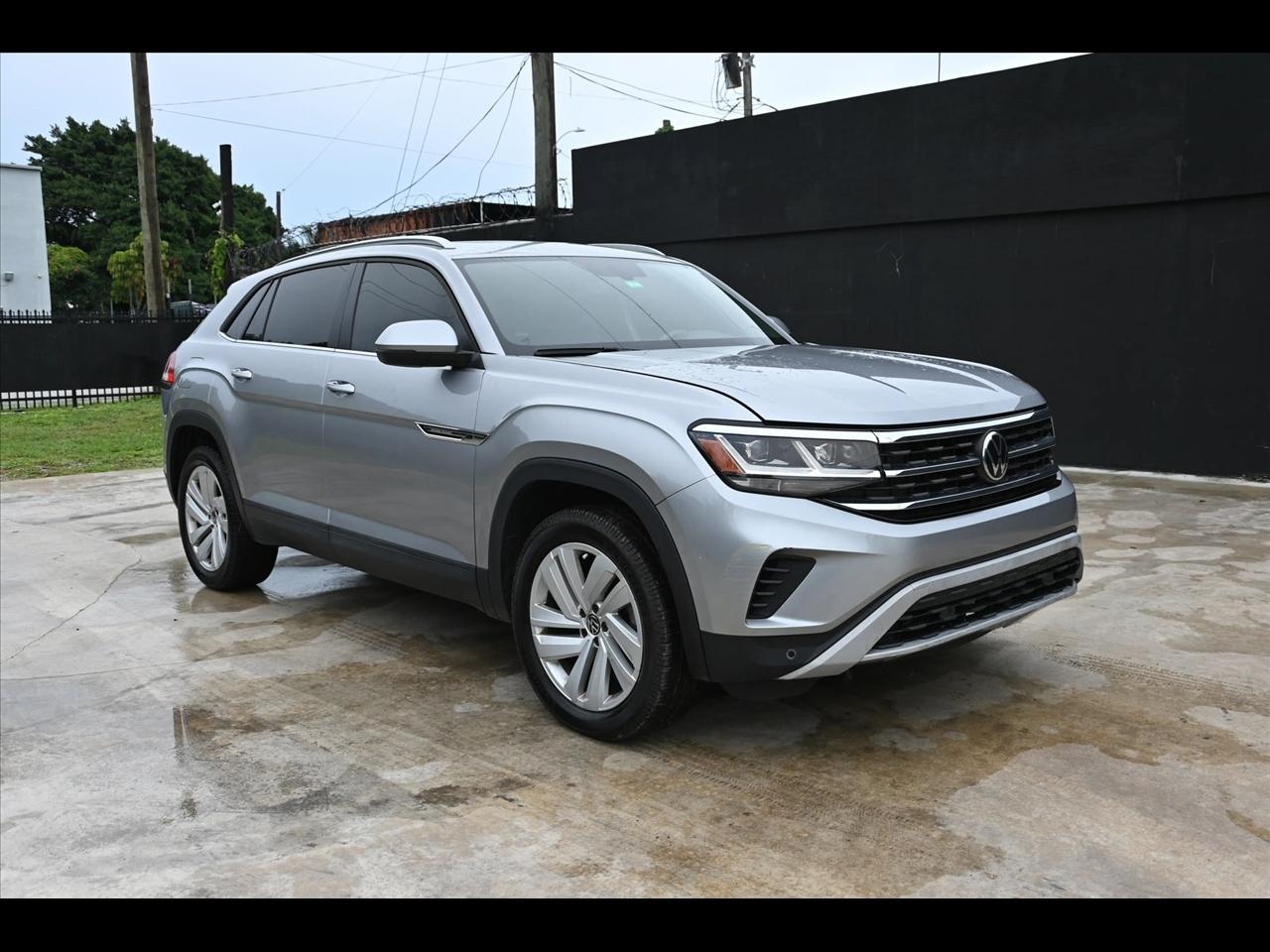 2022 Volkswagen Atlas Cross Sport SE w/Technology Sport Utility 4D