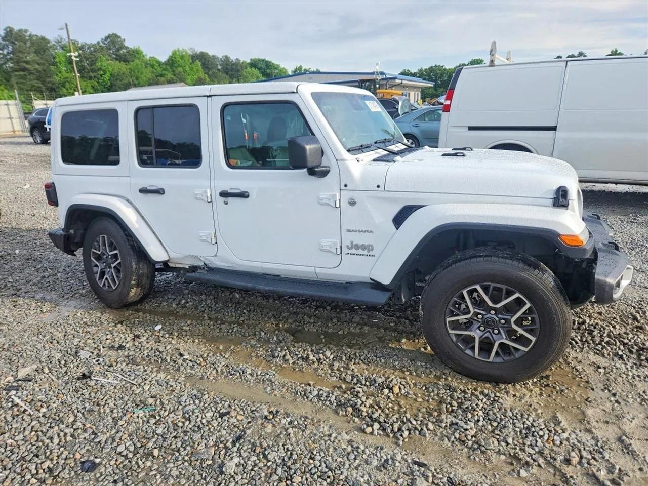 2024 Jeep Wrangler Sahara Sport Utility 4D