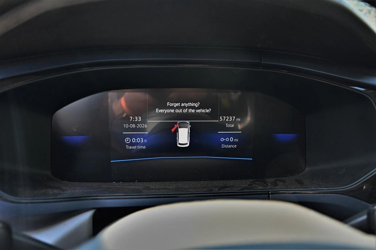 Volkswagen Taos photo 9
