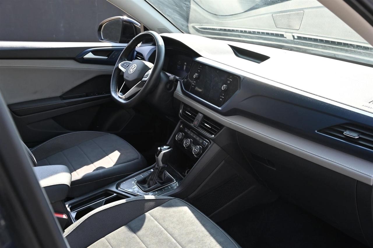 Volkswagen Taos photo 15