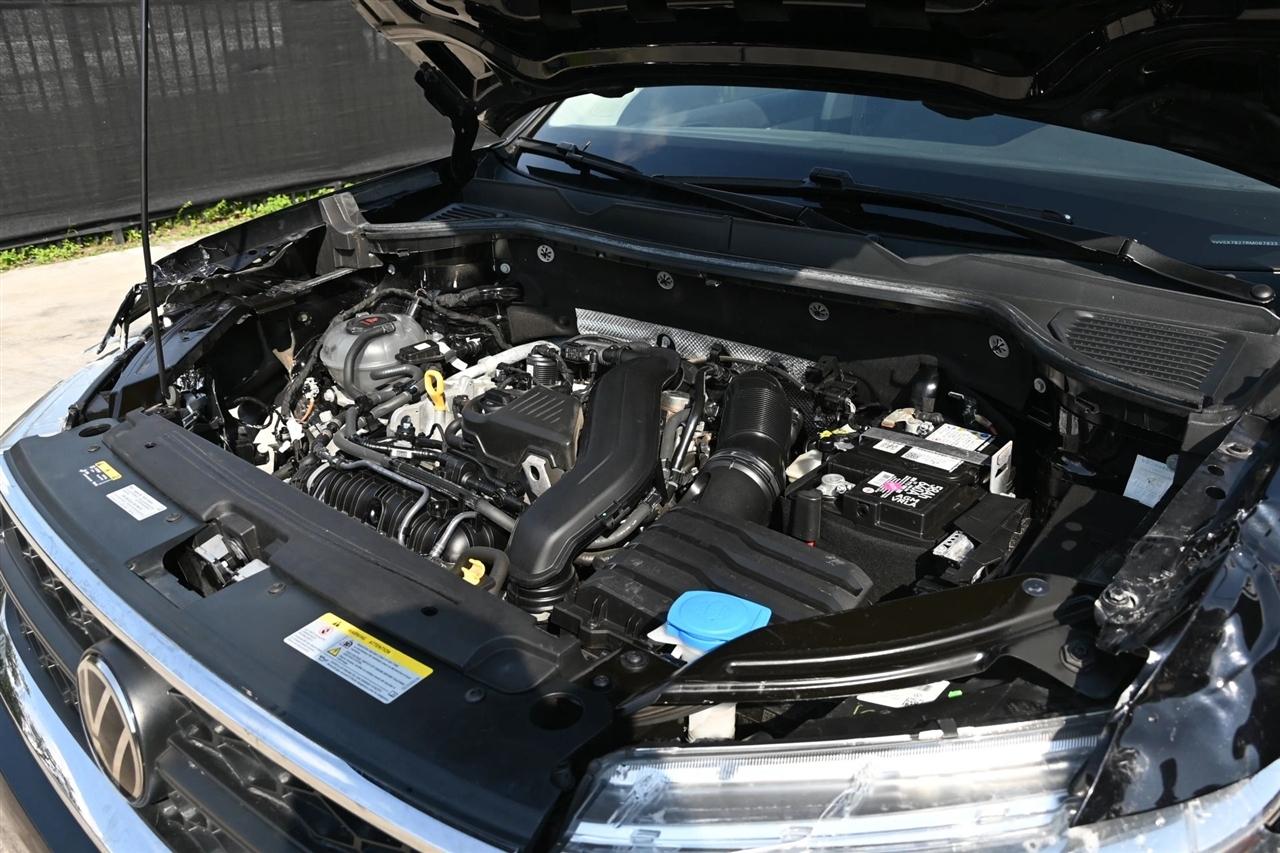 Volkswagen Taos photo 18