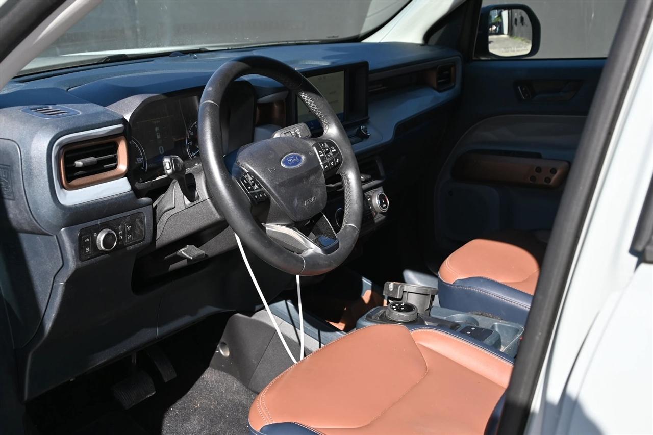 Ford Maverick photo 13