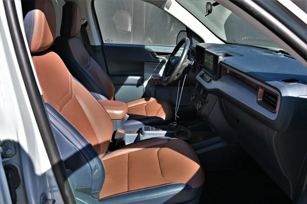 Ford Maverick photo 14