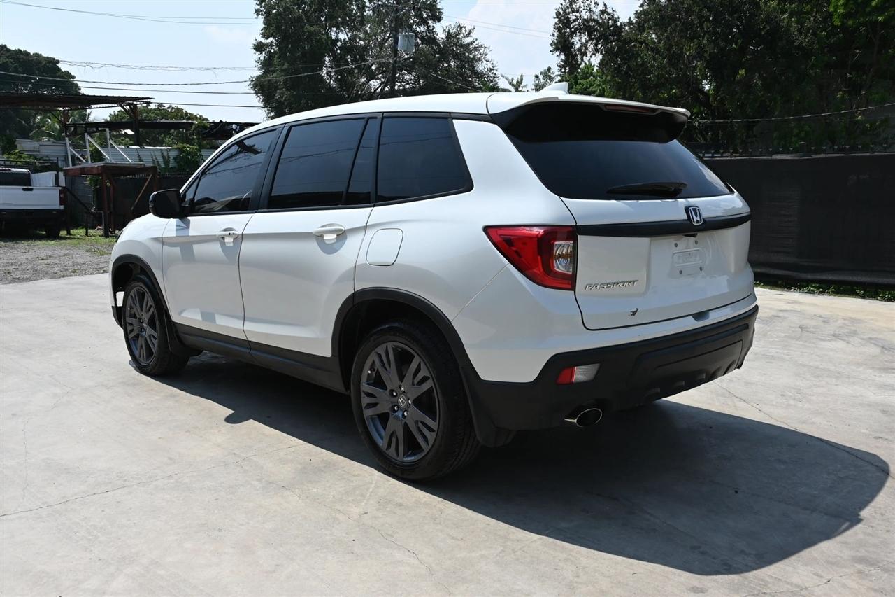 Honda Passport photo 3