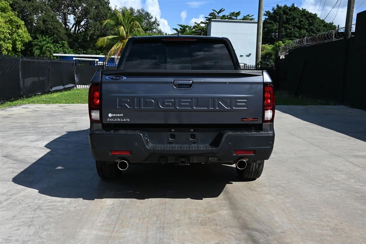 Honda Ridgeline photo 4