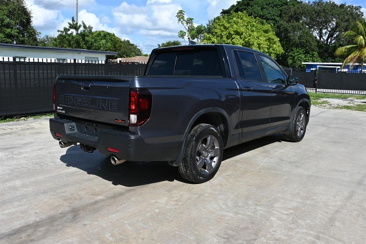 Honda Ridgeline photo 5