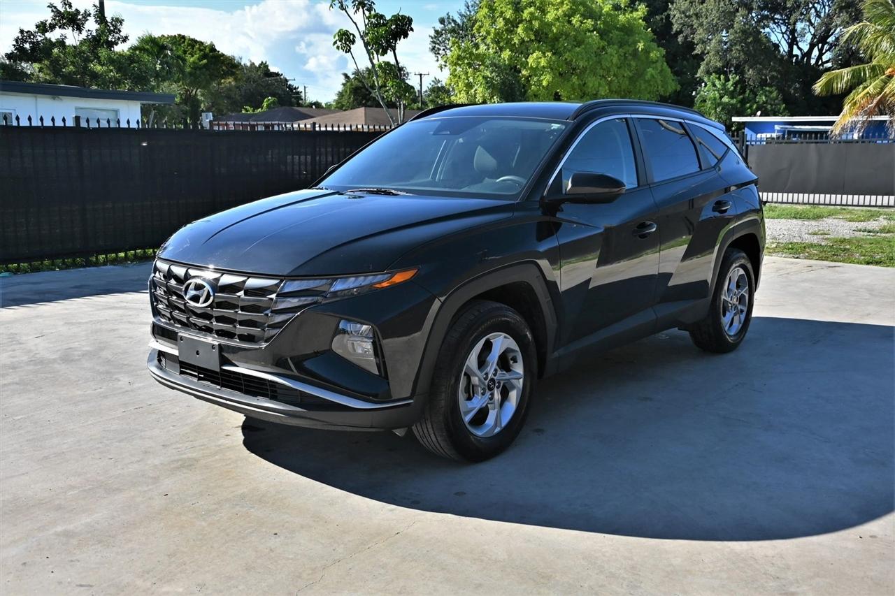 Hyundai Tucson photo 2