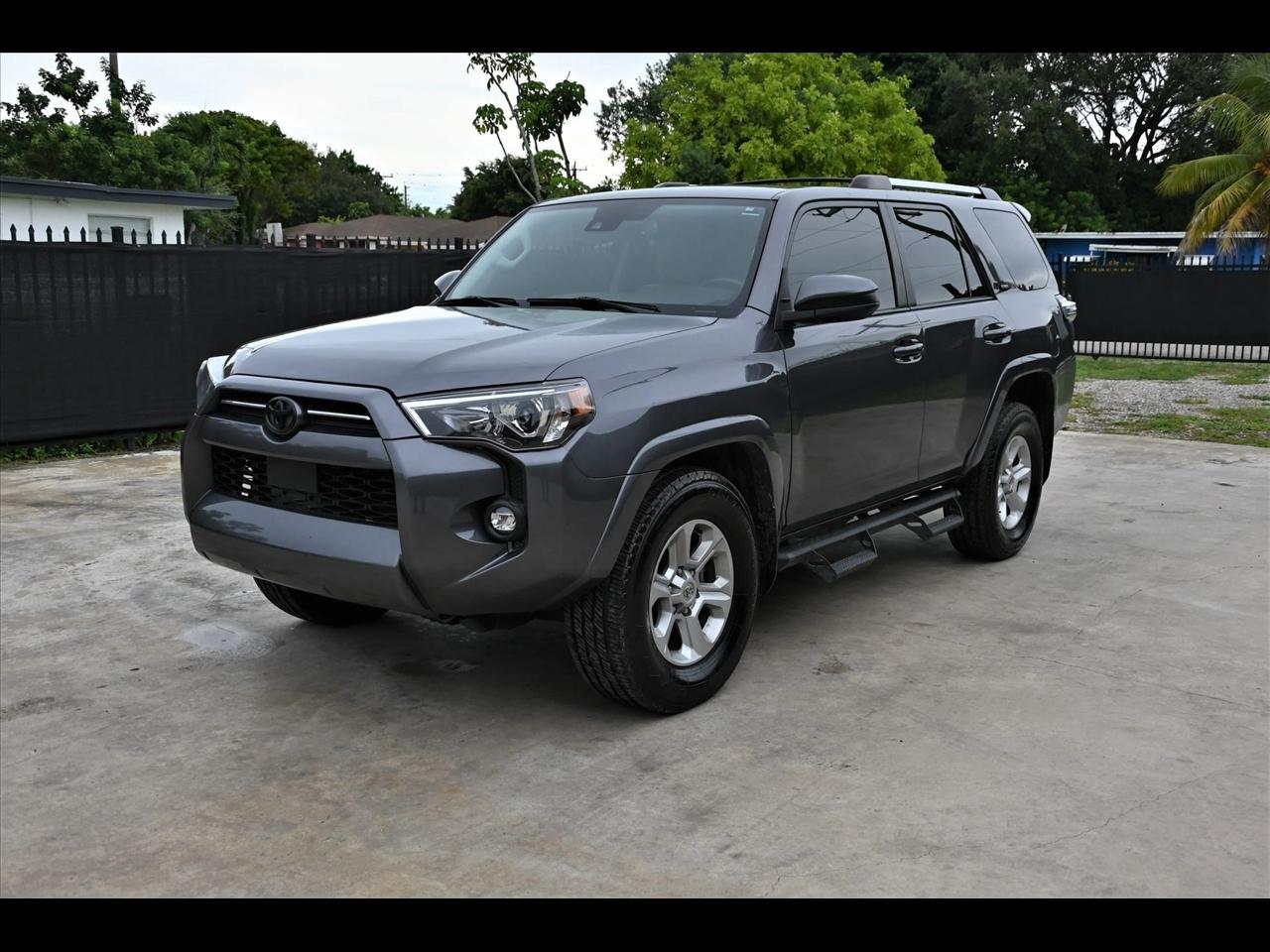 2022 Toyota 4Runner SR5 Sport Utility 4D