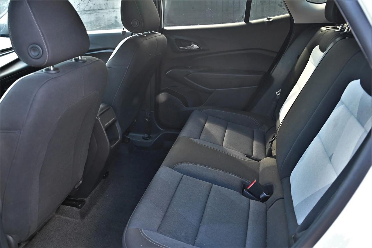 Chevrolet Trax photo 14