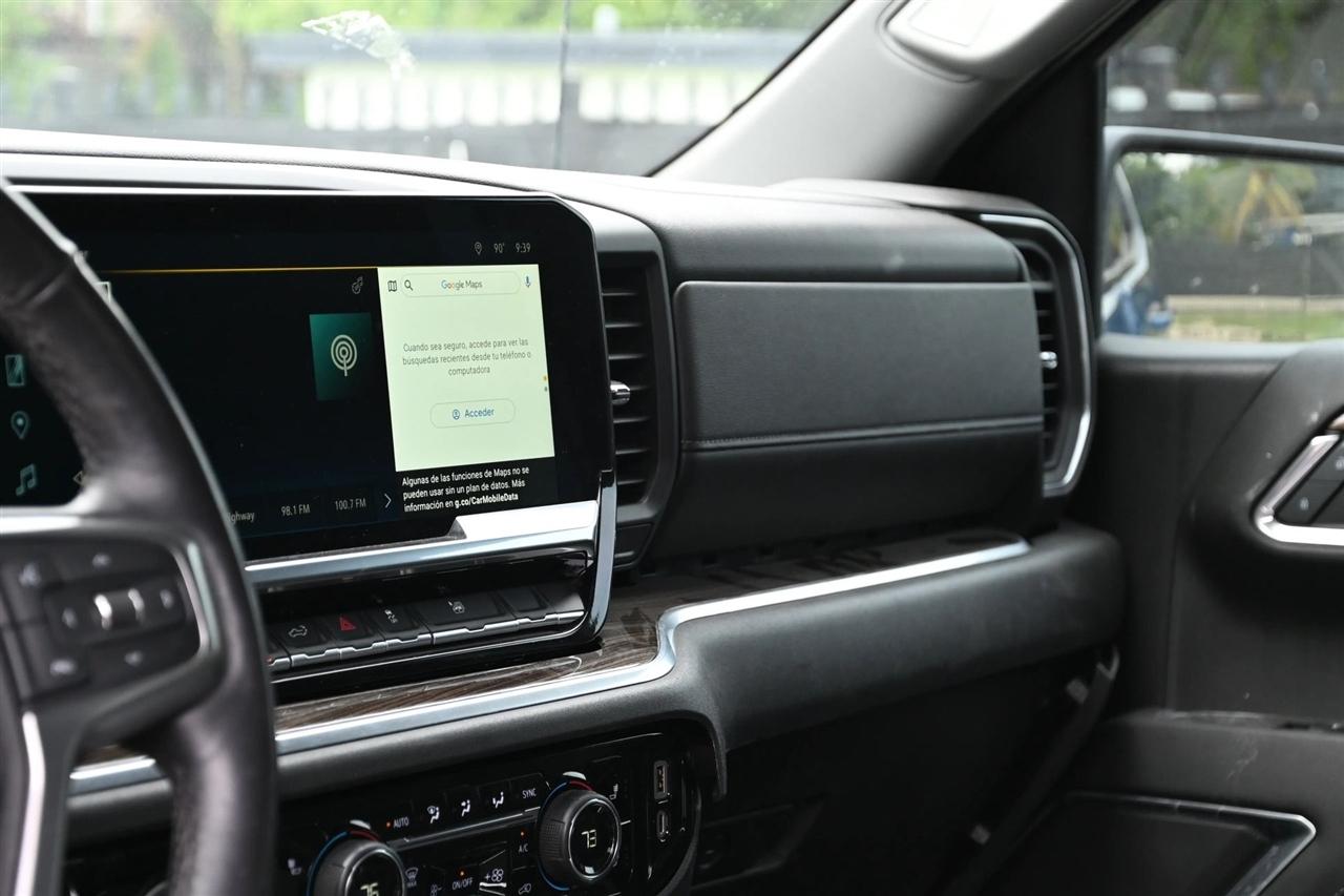 Chevrolet Silverado photo 11
