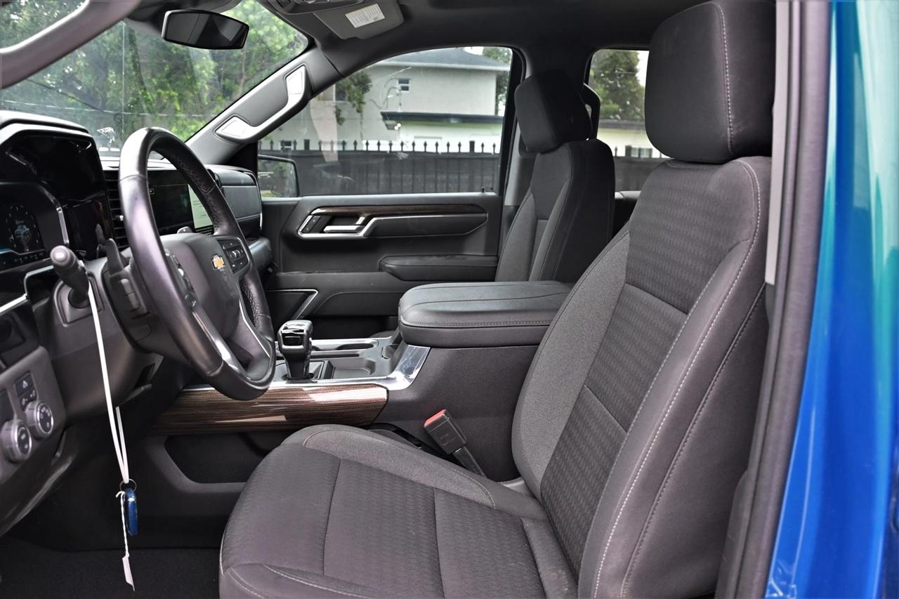Chevrolet Silverado photo 12