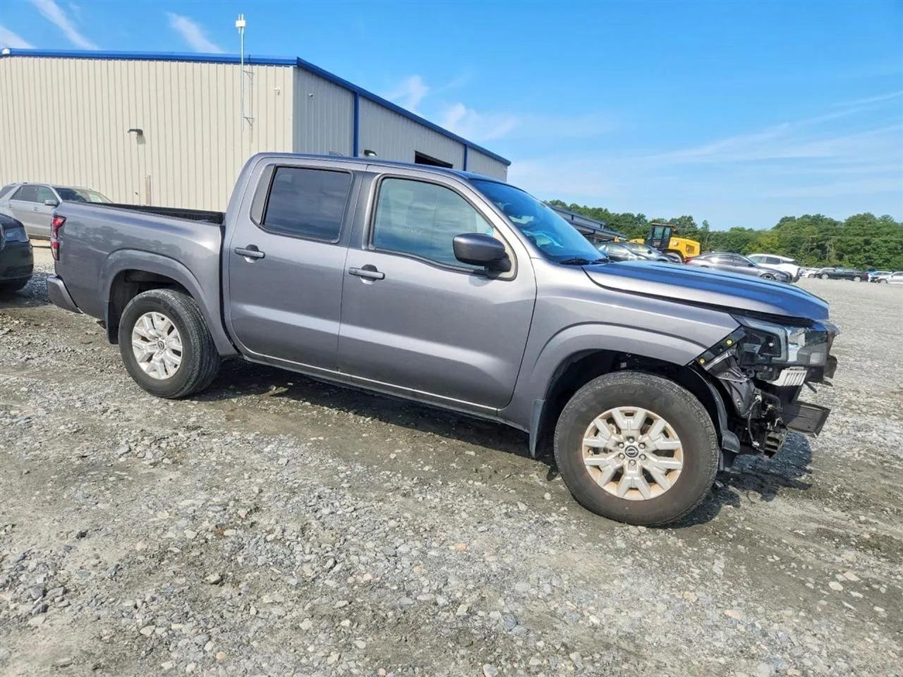2024 Nissan Frontier SV Pickup 4D 5 ft