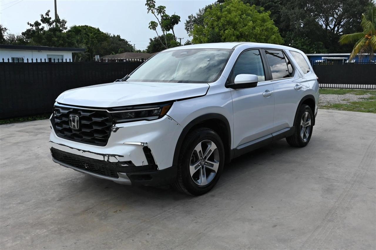 Honda Pilot photo 2