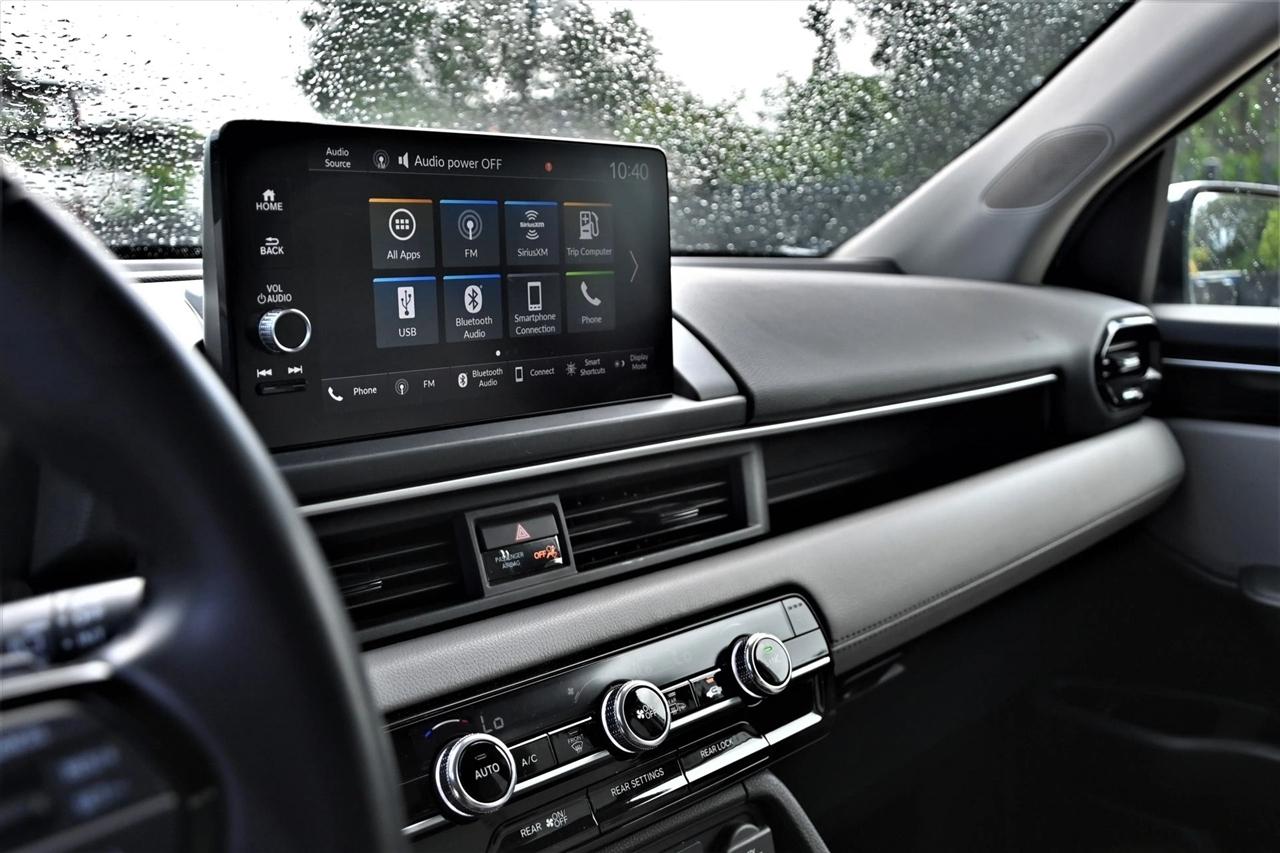 Honda Pilot photo 9