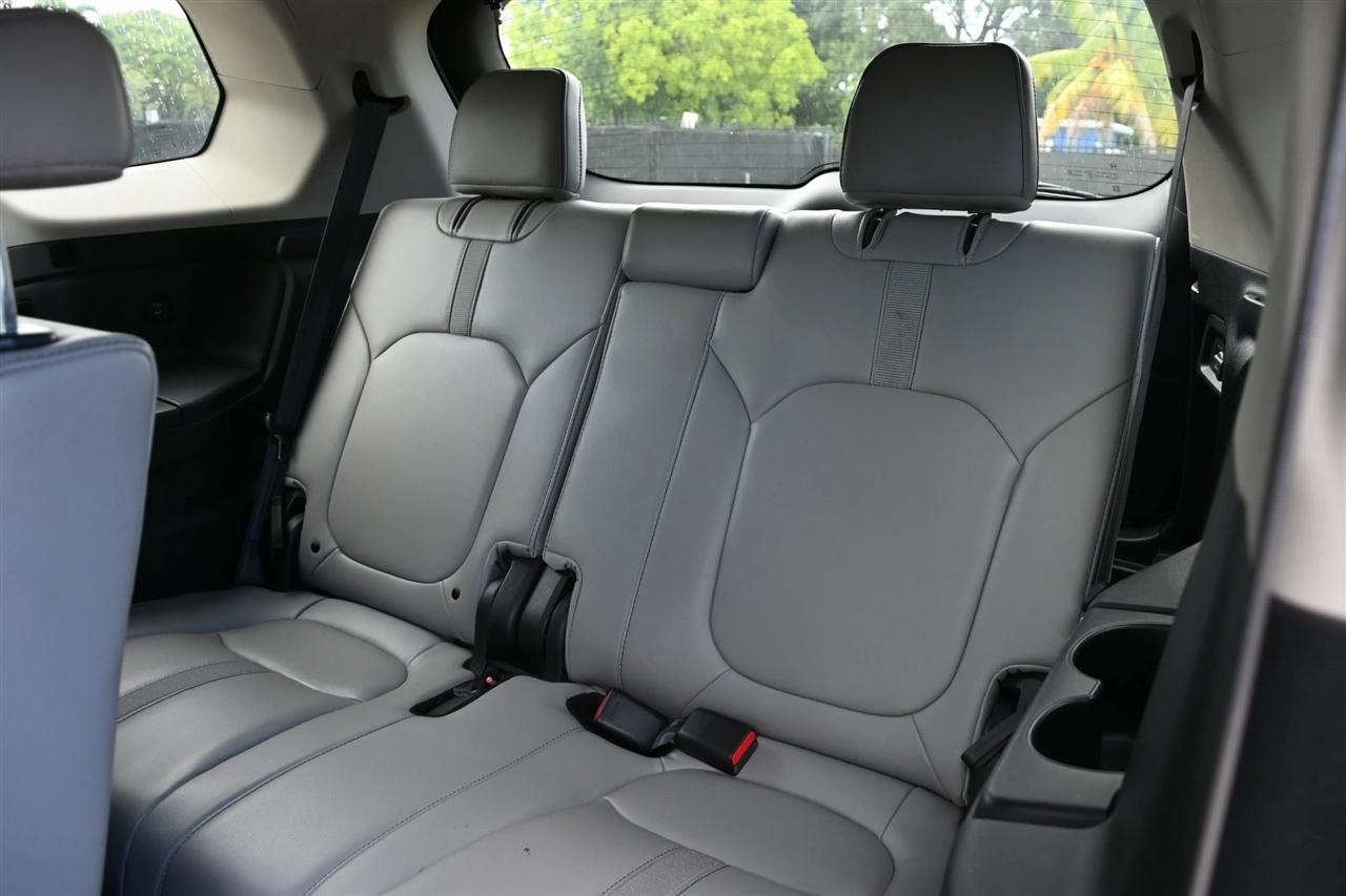 Honda Pilot photo 16