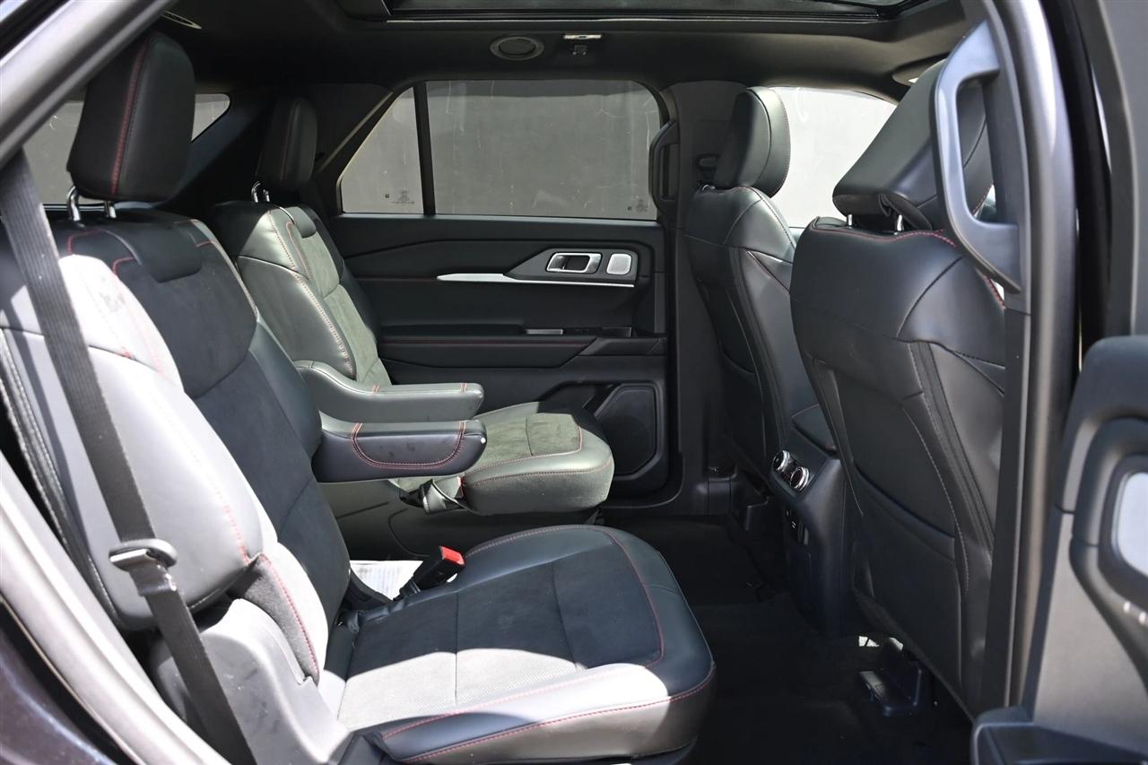 Ford Explorer photo 20