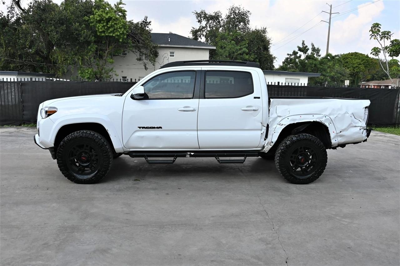 Toyota Tacoma photo 7