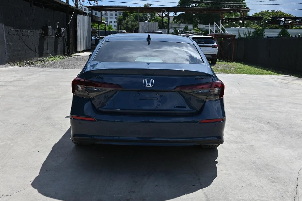 Honda Civic photo 4