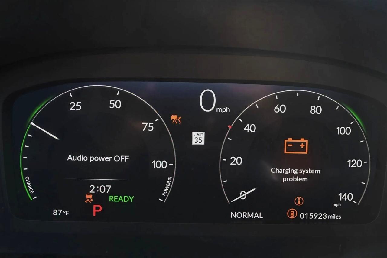 Honda Civic photo 8