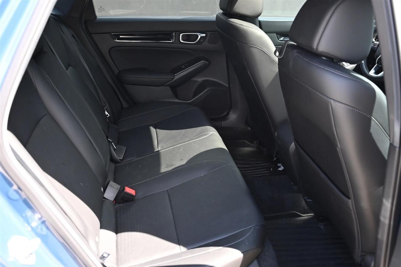 Honda Civic photo 16