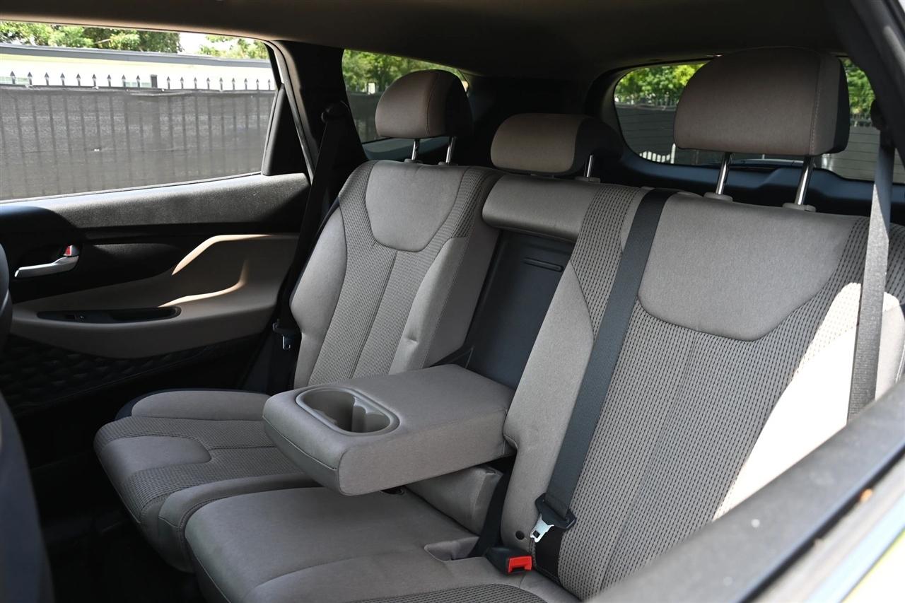 Hyundai Santa Fe photo 17