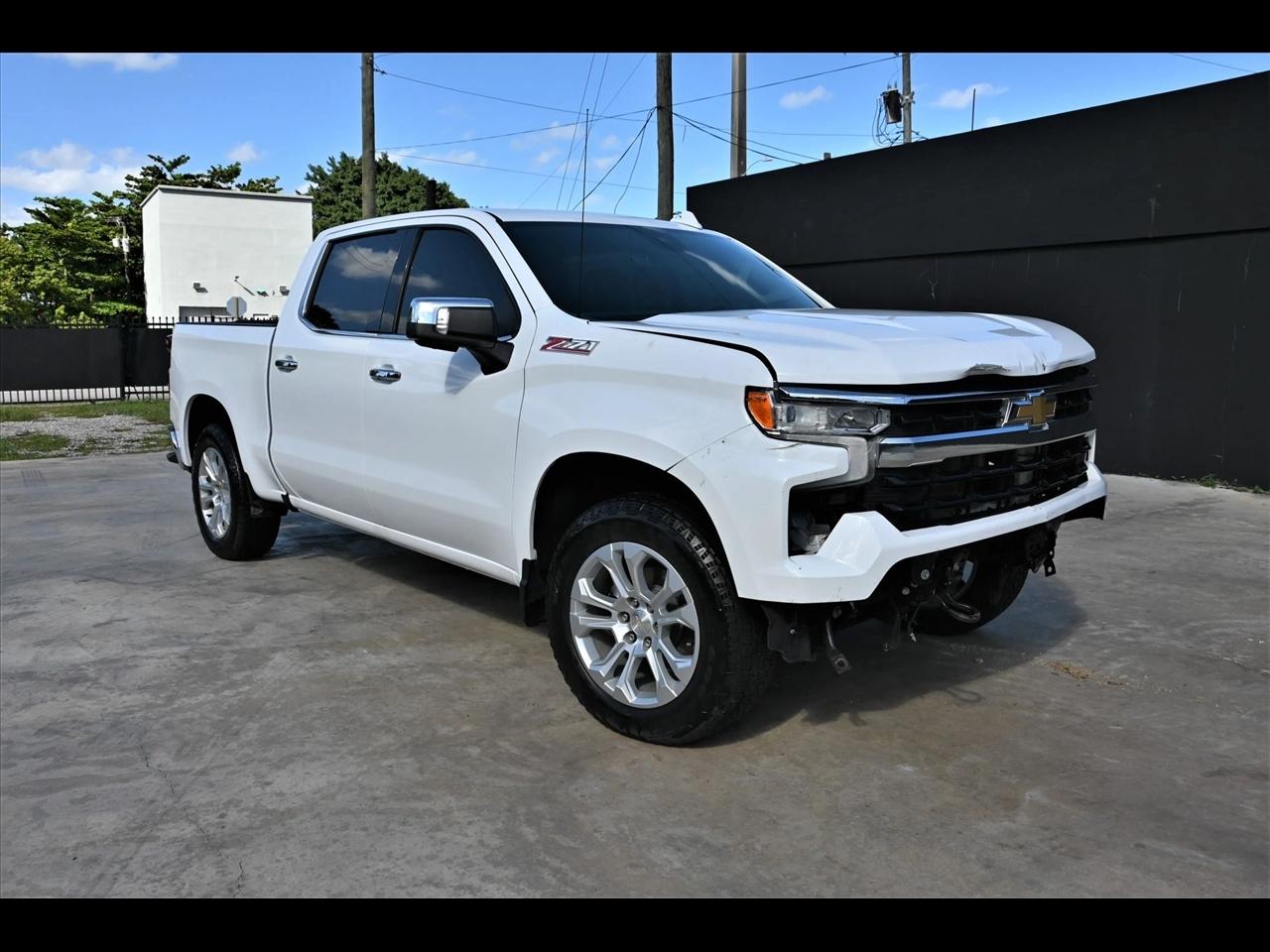 2024 Chevrolet Silverado 1500 LTZ Pickup 4D 5 3/4 ft