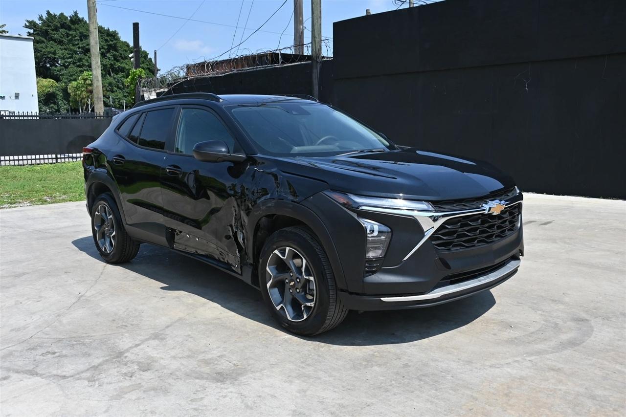 Chevrolet Trax photo 3