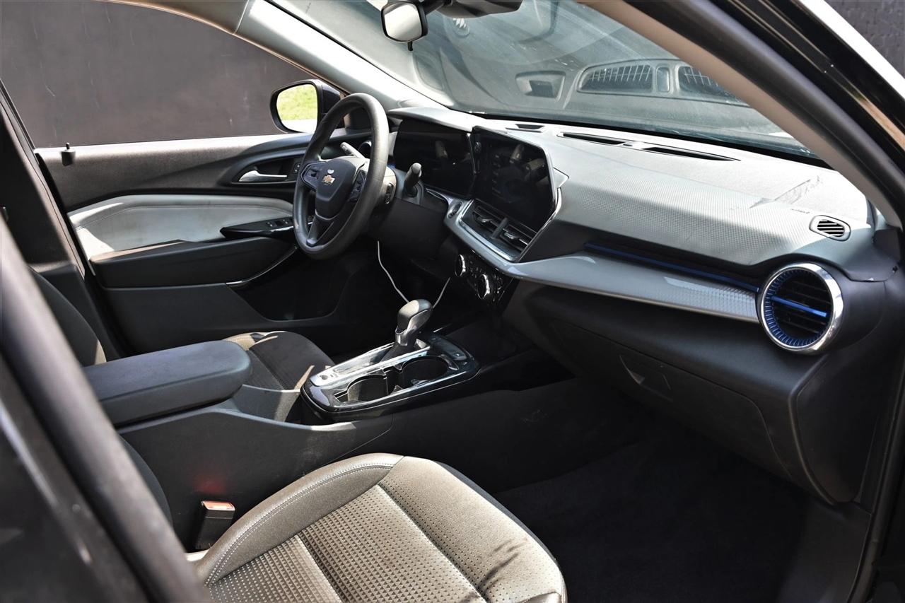 Chevrolet Trax photo 14