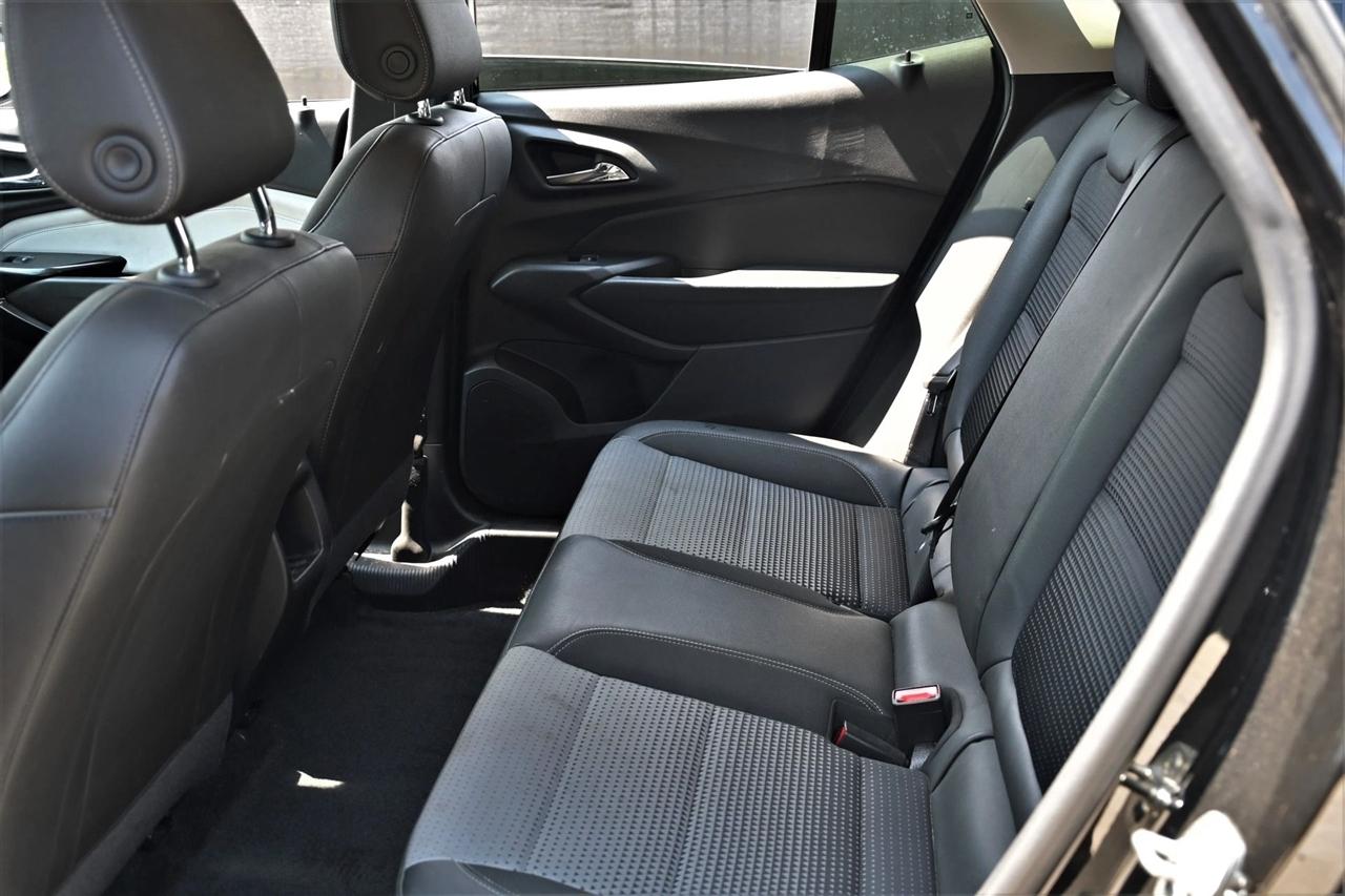 Chevrolet Trax photo 16