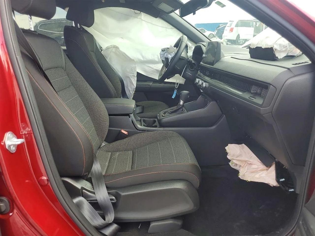 Honda CR-V photo 7