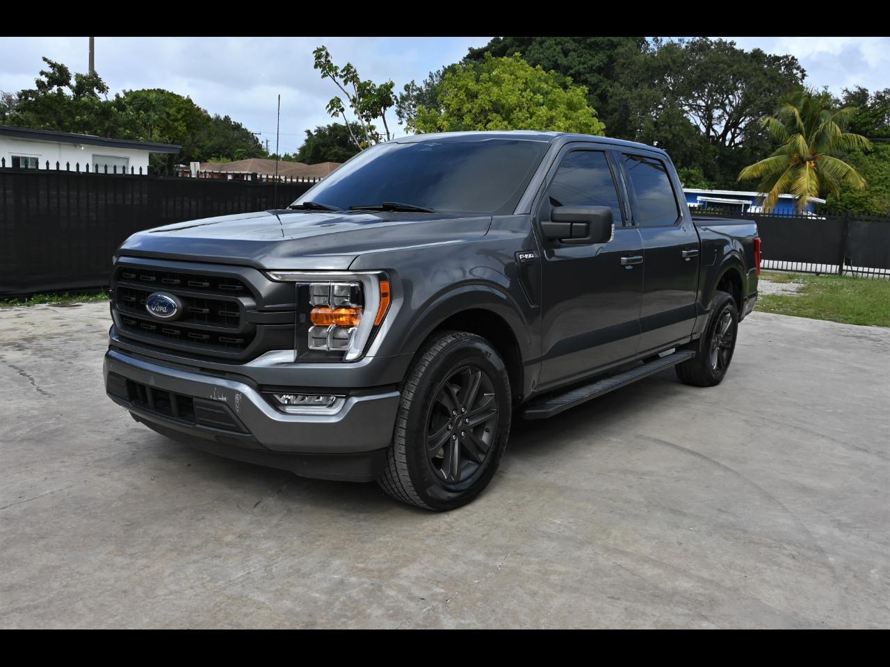 2023 Ford F-150 XLT Pickup 4D 5 1/2 ft