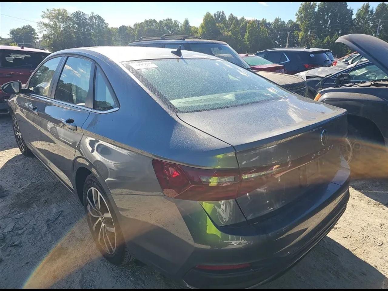 2025 Volkswagen Jetta 1.5T SE Sedan 4D