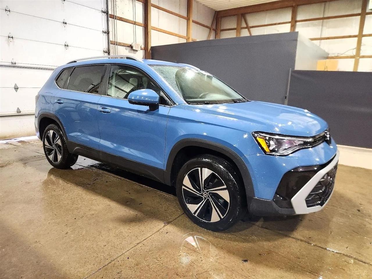 2026 Volkswagen Taos SE 4MOTION Sport Utility 4D