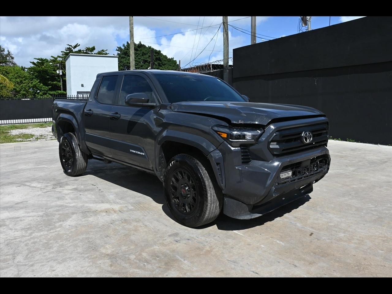 2025 Toyota Tacoma SR5 Pickup 4D 5 ft