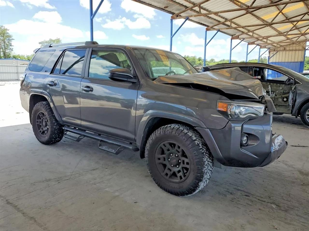2023 Toyota 4Runner SR5 Sport Utility 4D