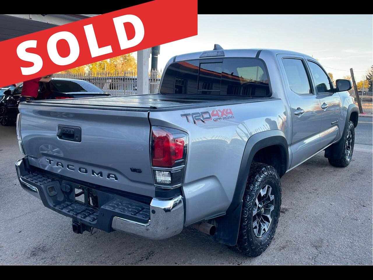 2020 Toyota Tacoma 4WD TRD Off Road Double Cab 5' Bed V6 MT (Natl)